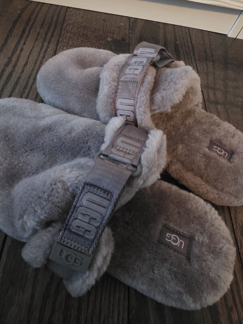 UGG Fluffita Slide Sandals in Gray - Picture 2 of 4